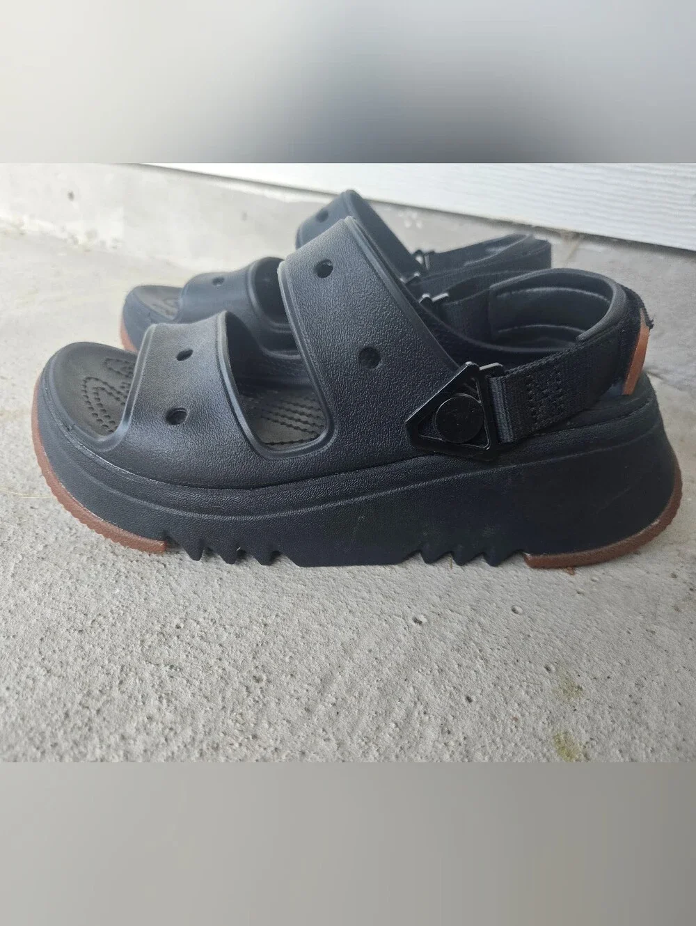 CROCS HIKER XSCAPE SANDALS